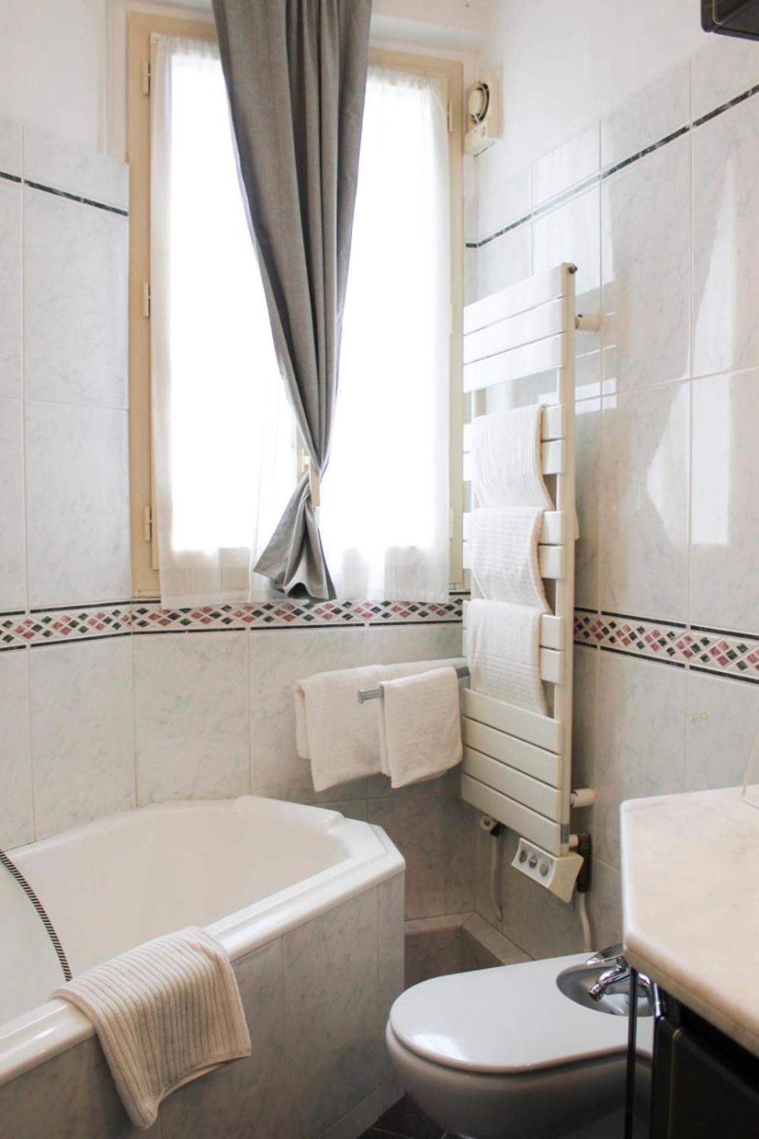 Appartamento Lovely Flat Close To Eiffel Tower