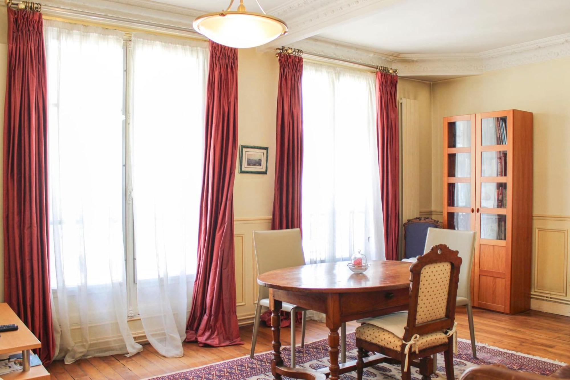 Lovely Flat Close To Eiffel Tower *