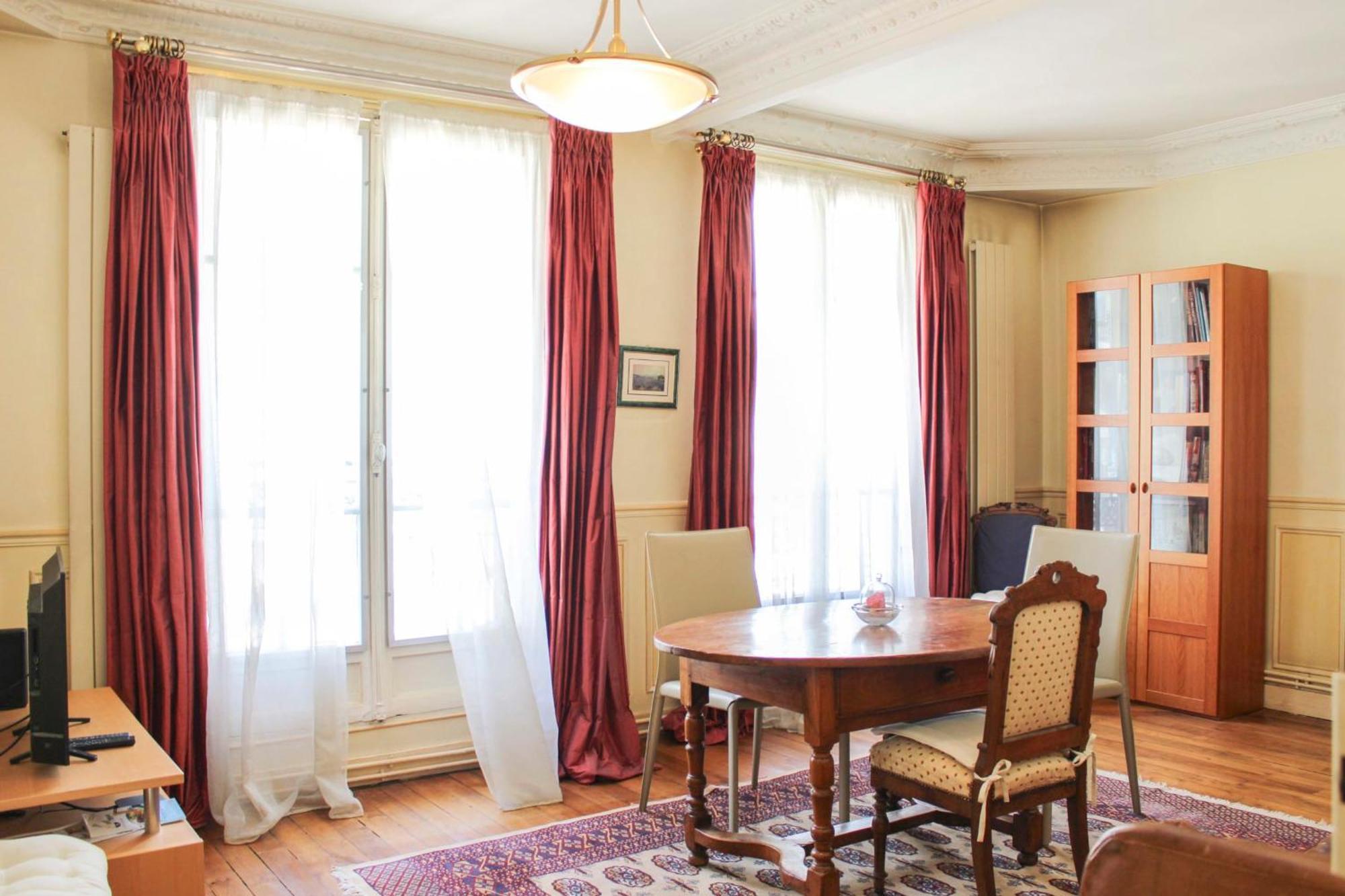 Lovely Flat Close To Eiffel Tower Apartment *